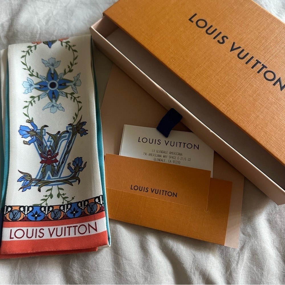 Louis Vuitton Monogram Asnieres Bandeau Reversible Parisian Floral Scarf - Picture 1 of 13